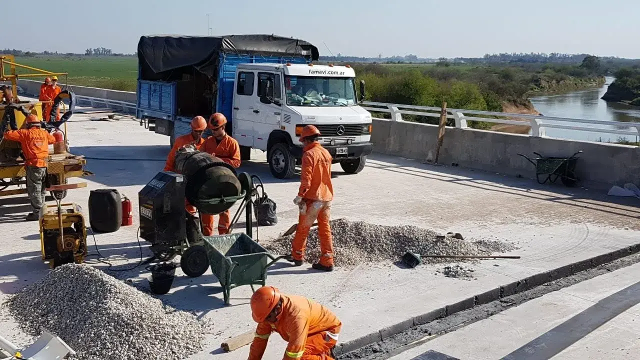 Junta de dilatación Thormack instalada en un puente